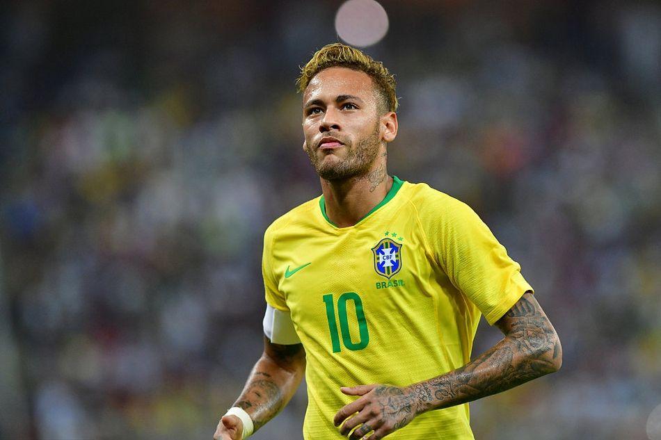 被他国拥抱 被他国拥抱