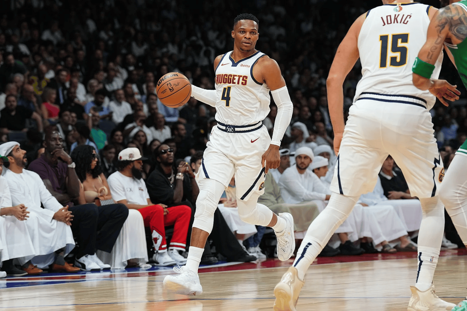 坚持从不与 坚持从不与