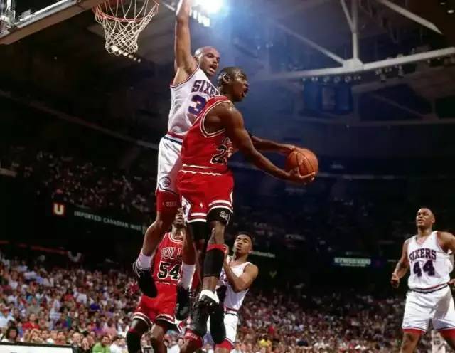 2负于澳大 2负于澳大